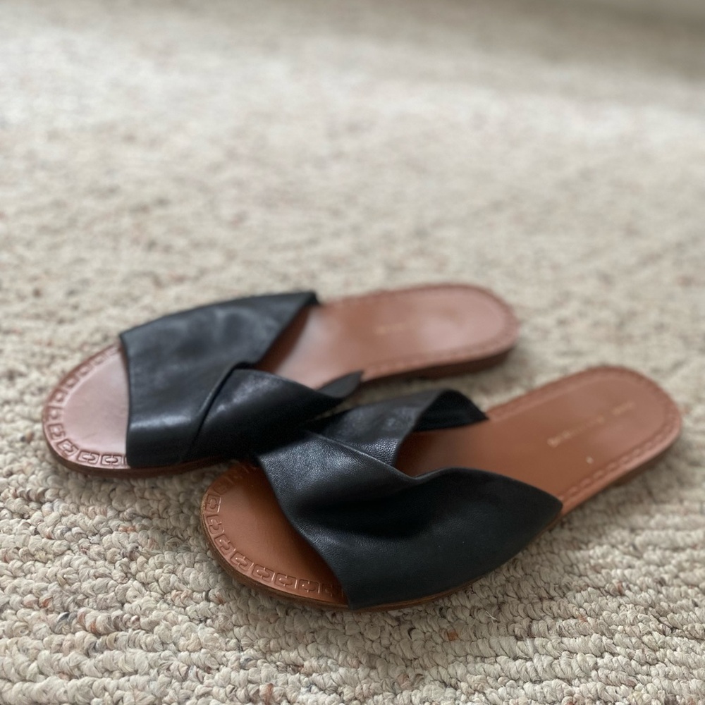 Diane Von Furstenberg Women's Black Leather Slides